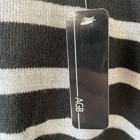 NWT AGB Long Striped Cowl Neck Sweater Size M - Picture 8 of 8